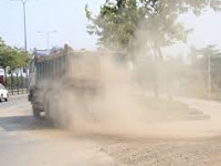 Road digging, dust pollution riles Fatimanagar residents