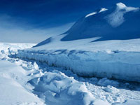 French astronaut Thomas Pesquet looks out at warming signs over Antarctica’s Larsen ice shelf from ISS!