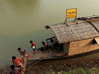 Climate Change: ‘Floating schools’ in Bangladesh creating awareness, taking education to villages