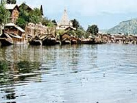 Water level rises in Jhelum after rain