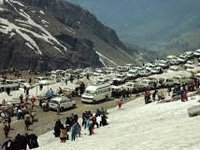 NGT extends deadline for ban on diesel vehicles at Rohtang for May 5