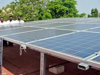 Andhra Pradesh and Telangana can use solar plants to generate electricity