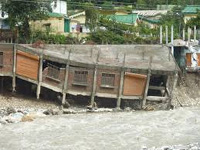 Rs 5 crore fund for Kedarnath disaster-hit children: CM