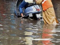 AP floods: Toll rises to 10 in Vizag, Central team to visit state