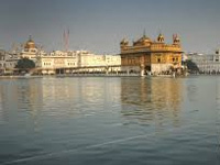 No plastic, only eco-friendly carry bags at Golden Temple