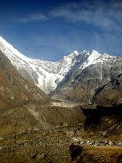 Snow-cover mapping and monitoring in the Hindu Kush-Himalayas