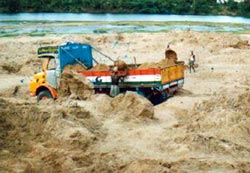 Sand mining continues unabated in TN