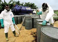 Ivory Coast cabinet resings over toxic waste