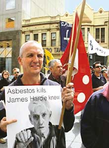 White asbestos finds backers at Rotterdam Convention