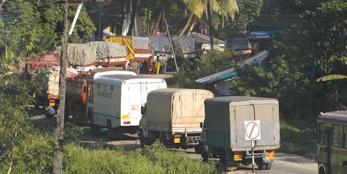 Andaman Trunk Road ignores SC order, affects Jarawas` lives