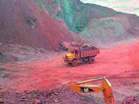 SC pulls up K'taka over fresh survey of mining area