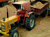 Yogi Adityanath may act against sand mafia soon