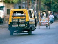 Soot-spewing share autos a major air pollutant